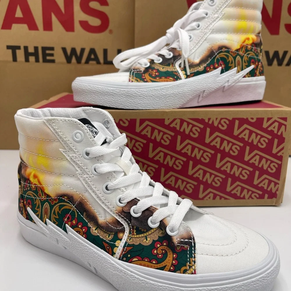 Vans Men’s Sk8-Hi Bolt (Big Reveal) True White/P Sneakers 
VN0A5JIVAZQ - Picture 14 of 16